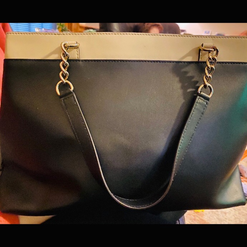 Kate Spade Tote - Picture 2 of 3